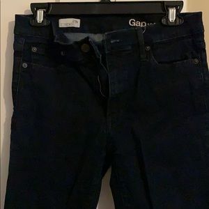 Gap size 29 dark skinny jean